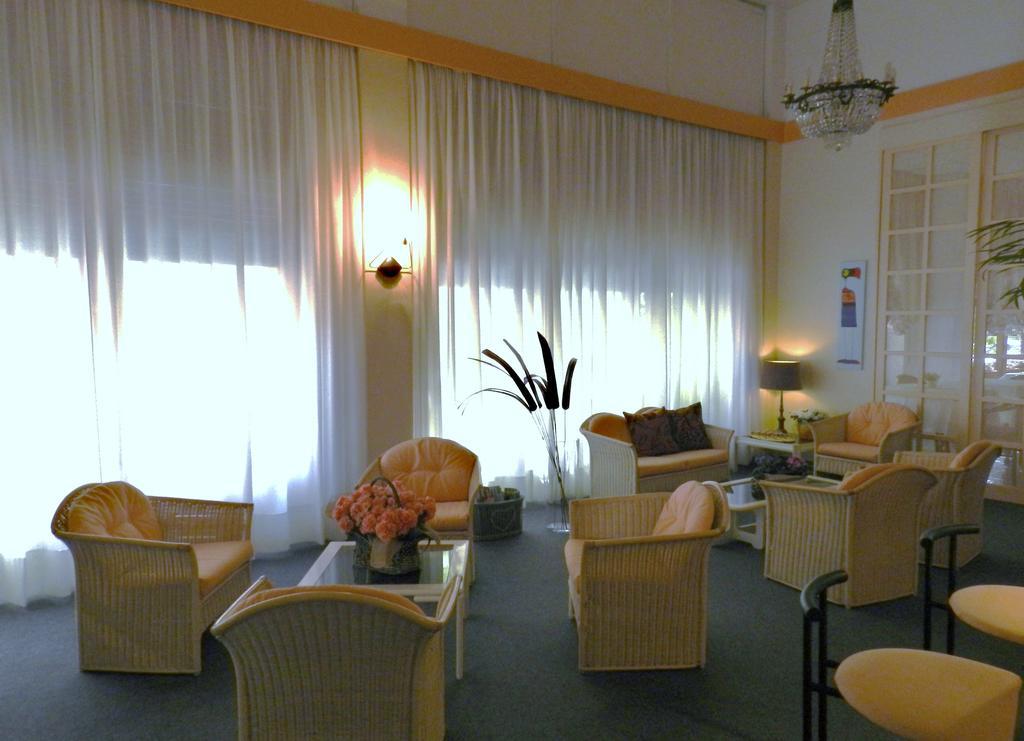 Park Hotel Albisola Superiore Luaran gambar